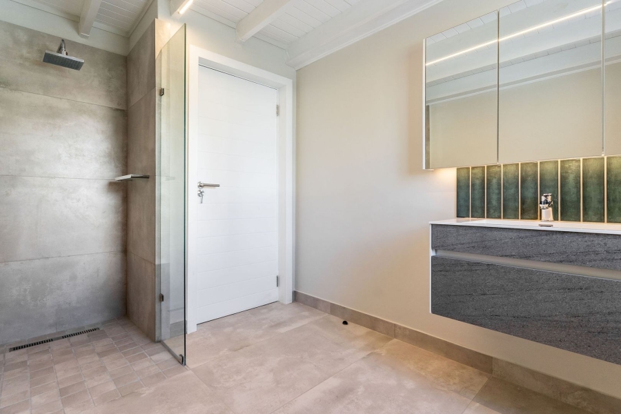 4 Bedroom Property for Sale in Hout Bay Western Cape